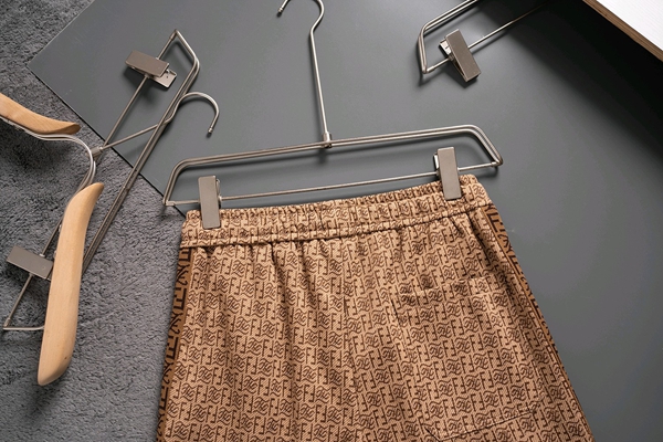 ブランドハーフパンツ角部分ディテール